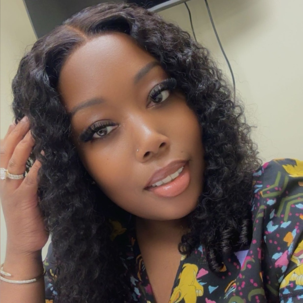 Meet your Posher, Keera